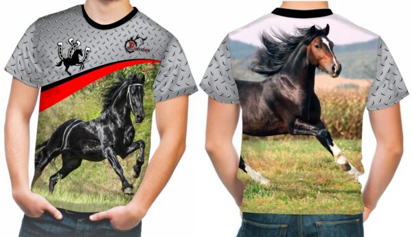 Camiseta Caballo Negro Corriendo por el Campo - Imagen 3