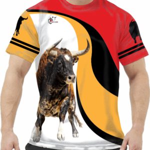 Toro pinto en camiseta de toros